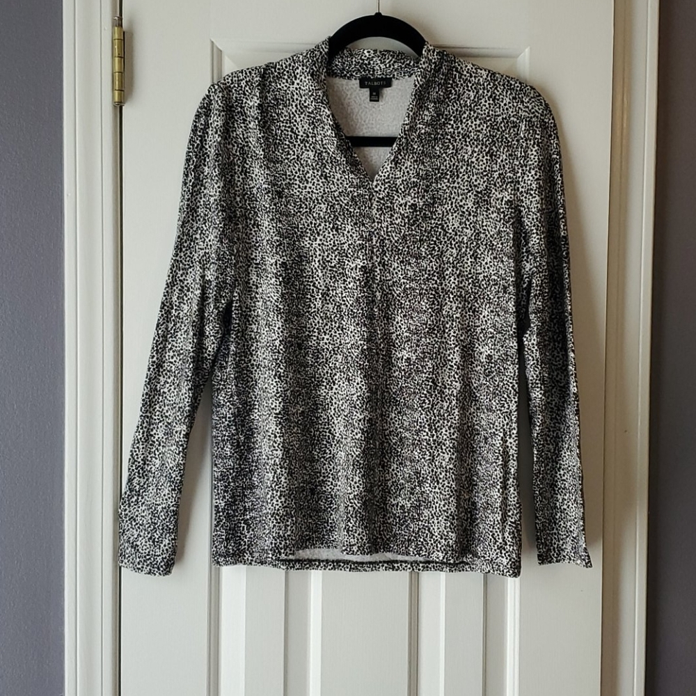 Blacl and white cheetah/dalmation spot Talbots top